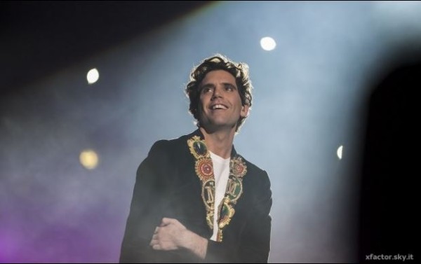 Mika a Che Tempo che fa: "Amo l'Italia, ma il risotto non è buono!"