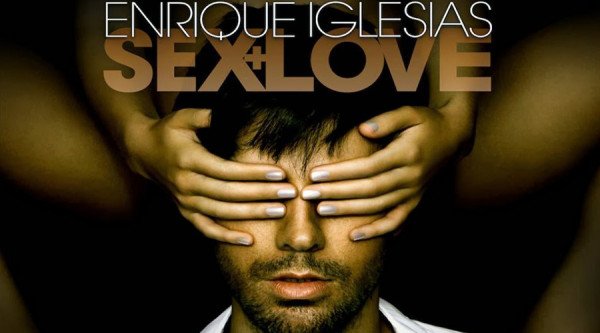 Enrique Iglesias: "Con Anna Kurnikova facciamo sesso ogni giorno"