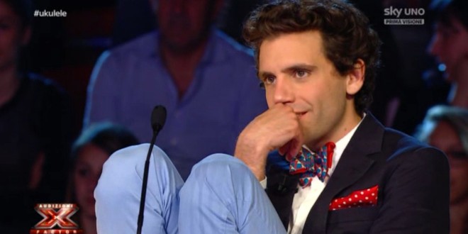 Mika tra i giudici di X Factor, l'italiano, Jovanotti, e la dislessia